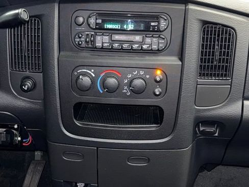 Used 2005 Dodge Ram 2500 Truck SLT w/ Trailer Tow Group RWD image 19