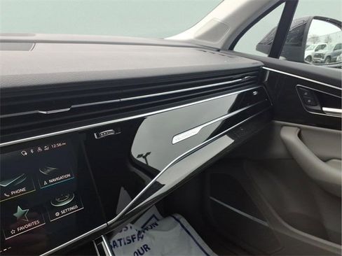 Used 2021 Audi Q7 3.0T Premium Plus w/ Premium Plus Package image 20