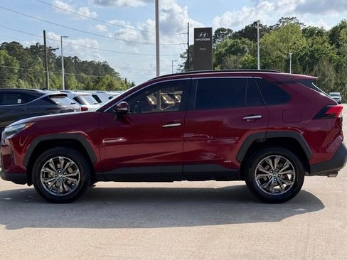 Used 2022 Toyota RAV4 Limited AWD/4WD image 12