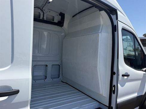 Used 2026 Ford Transit 250 148 High Roof Extended RWD image 10