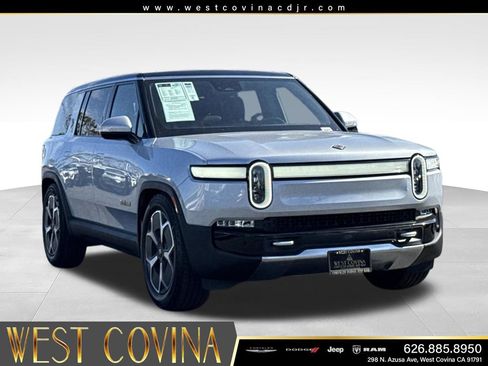 Used 2023 Rivian R1S Adventure AWD/4WD image 2