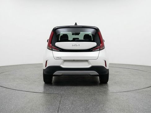 Used 2025 Kia Soul LX w/ LX Technology Package image 7