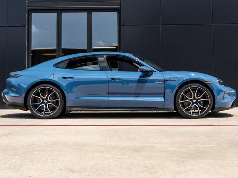 Certified 2025 Porsche Taycan AWD/4WD image 12