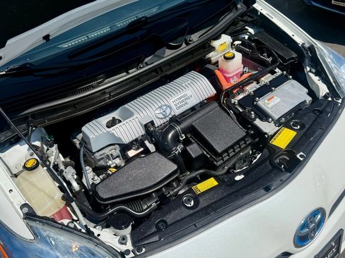 Used 2010 Toyota Prius Two image 24