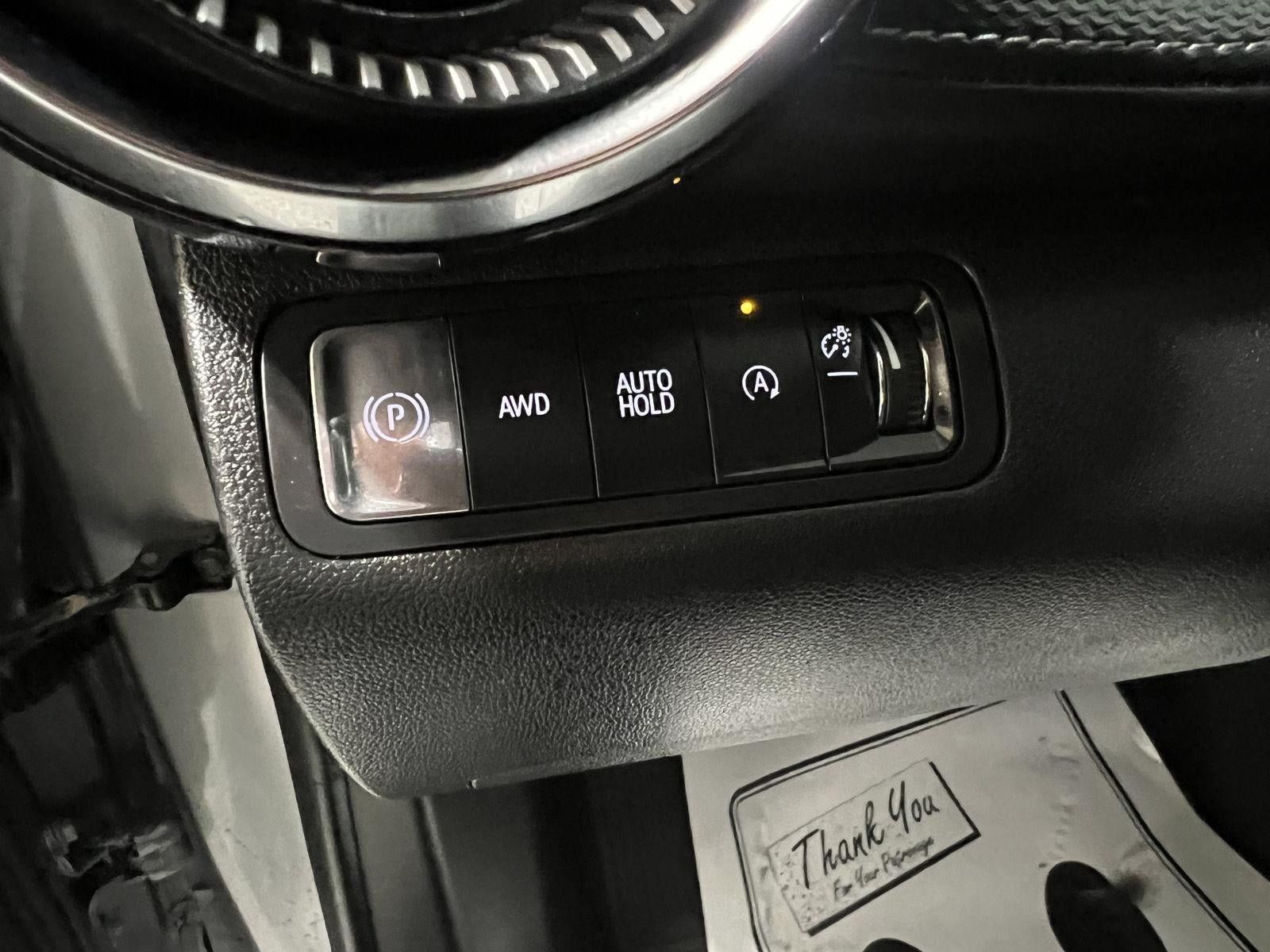 Used 2025 Chevrolet Equinox LT AWD/4WD image 17