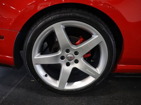 Used 2014 Ford Mustang GT Premium image 11