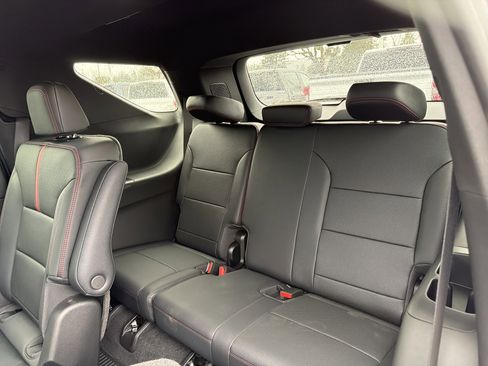 New 2026 Chevrolet Traverse RS image 13