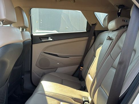 Used 2019 Hyundai Tucson Limited image 25