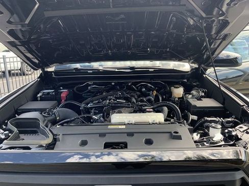 Certified 2024 Toyota Tacoma SR5 AWD/4WD image 16