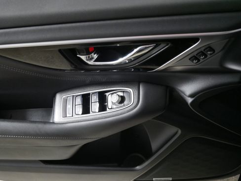 Used 2025 Subaru Outback Limited image 19