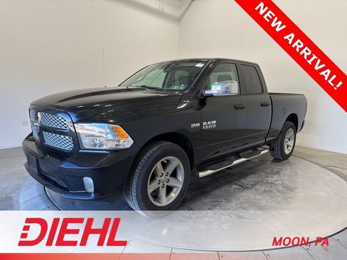 Used 2018 RAM 1500 Express w/ Express Value Package image 3