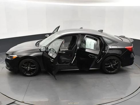 Used 2022 Honda Civic Sport image 6