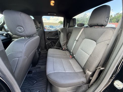 Used 2024 Chevrolet Colorado Trail Boss AWD/4WD image 30