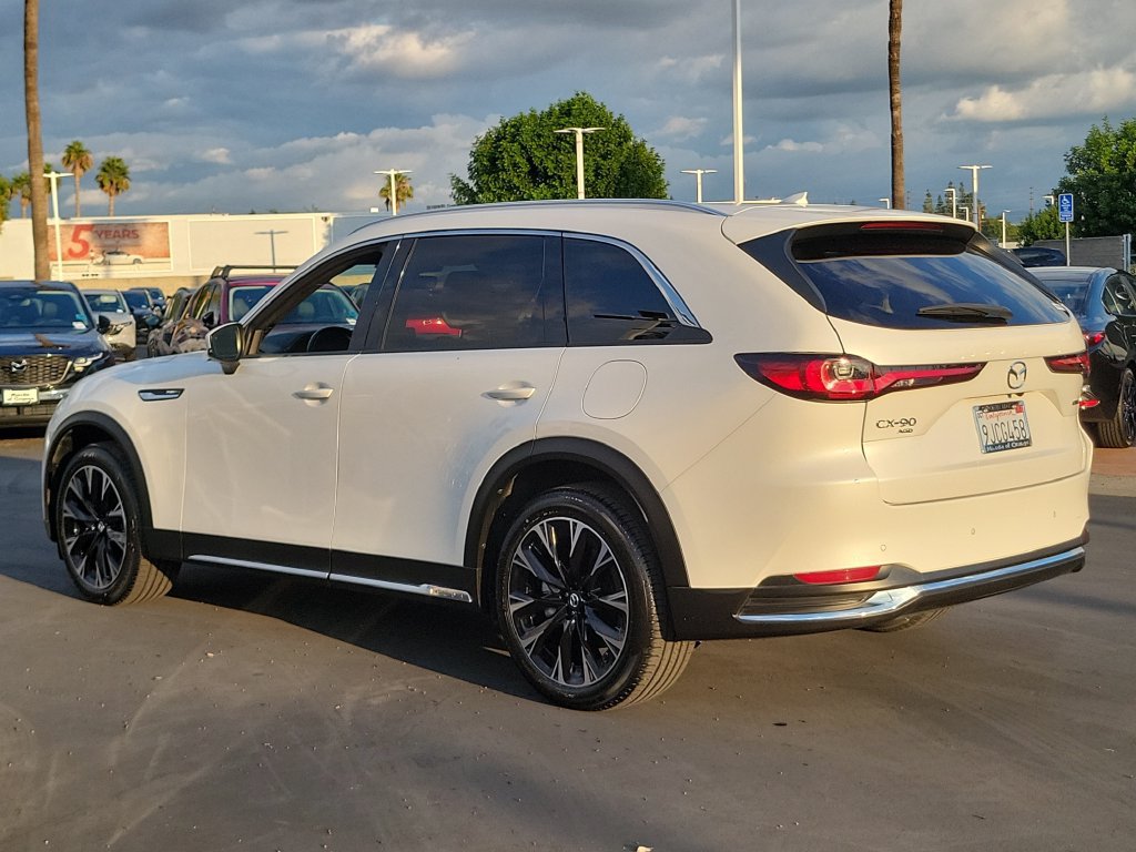 Used 2024 MAZDA CX-90 Plug-In Hybrid w/ Premium Plus AWD/4WD image 2