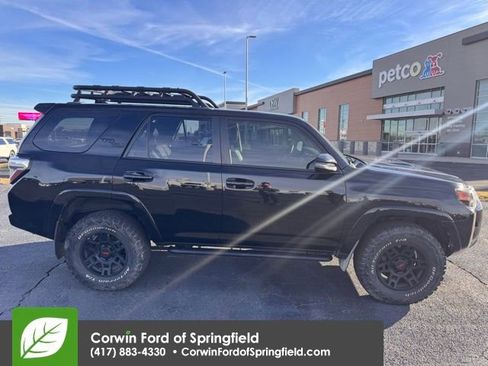 Used 2021 Toyota 4Runner TRD Off-Road Premium w/ Moonroof Package image 6