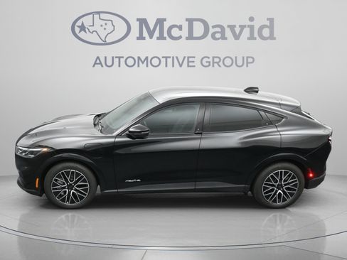 Used 2025 Ford Mustang Mach-E Premium AWD/4WD image 36
