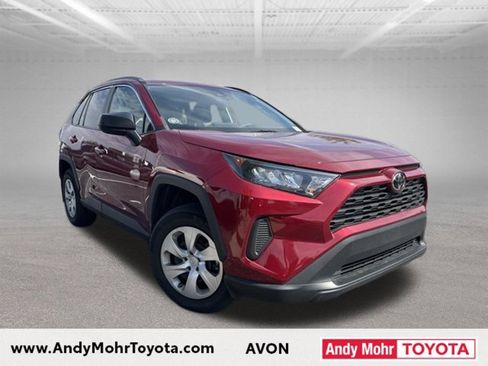 Used 2021 Toyota RAV4 LE FWD image 1