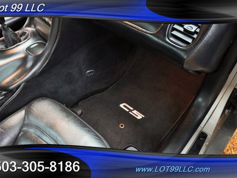 Used 1999 Chevrolet Corvette Convertible w/ Memory Pkg image 33