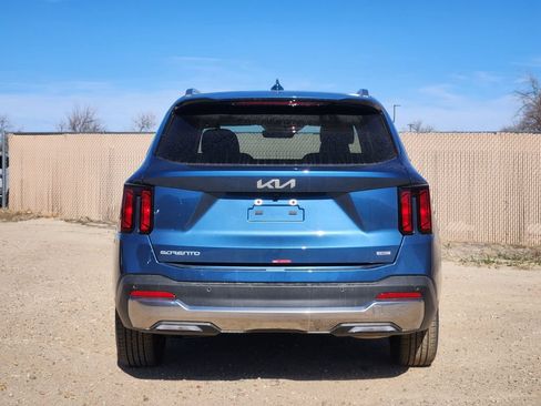New 2026 Kia Sorento EX w/ EX Premium Package AWD/4WD image 11