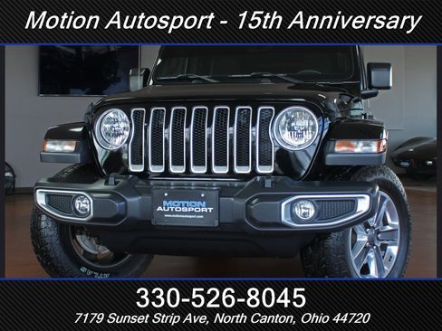 Used 2018 Jeep Wrangler Unlimited Sahara image 62