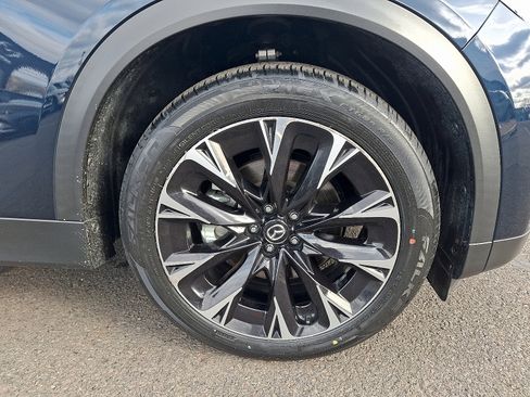 Certified 2024 MAZDA CX-90 Plug-In Hybrid w/ Premium Pkg image 9