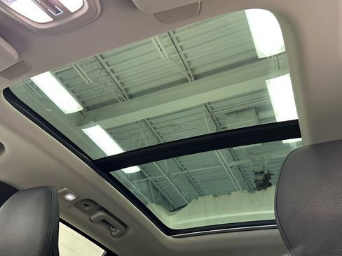 Used 2024 Volvo XC90 B5 Plus image 40