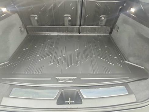 Used 2024 Cadillac Lyriq Tech image 14