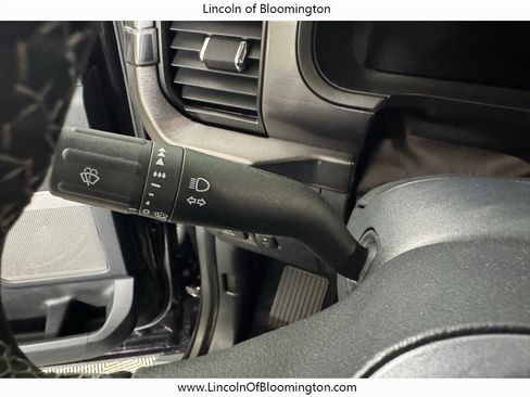 Used 2025 Ford F150 Lariat AWD/4WD image 42