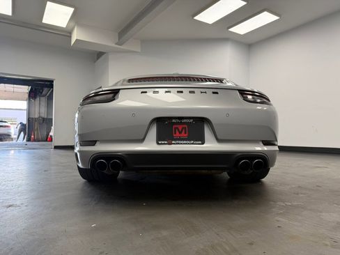 Used 2017 Porsche 911 Carrera image 16