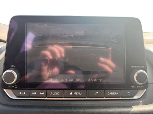 Used 2023 Nissan Rogue SV AWD/4WD image 17