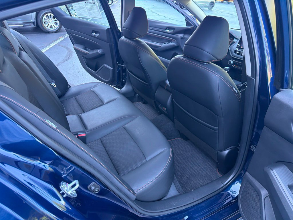 Used 2021 Nissan Altima 2.5 SR w/ SR Premium Package AWD/4WD image 14