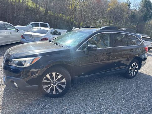 Used 2015 Subaru Outback 2.5i Limited image 2
