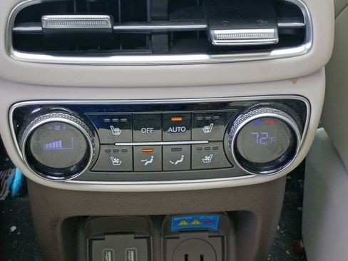 Used 2022 Genesis GV80 3.5T w/ Prestige Package 07 AWD/4WD image 27