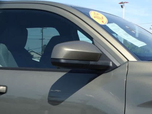 Used 2025 Toyota Tacoma TRD Sport image 7