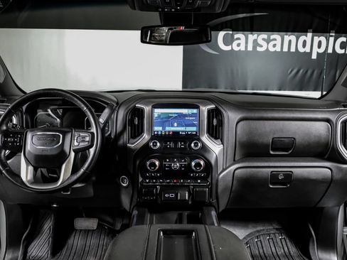 Used 2022 GMC Sierra 3500 Denali AWD/4WD image 15