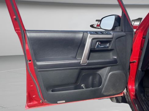 Used 2019 Toyota 4Runner SR5 Premium image 35