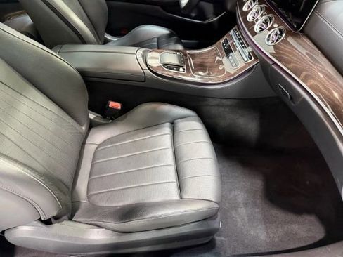 Used 2023 Mercedes-Benz E 450 Coupe image 25