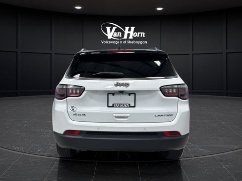 Used 2025 Jeep Compass Limited AWD/4WD image 6