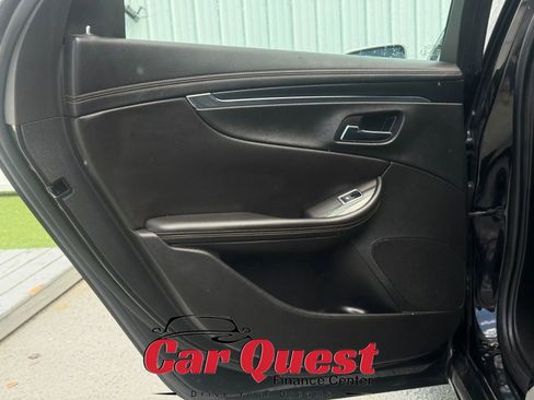 Used 2018 Chevrolet Impala Premier FWD image 12