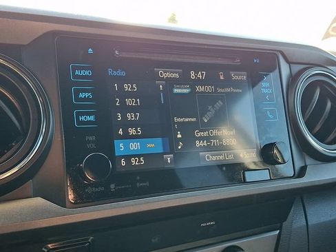 Certified 2019 Toyota Tacoma TRD Sport w/ Technology Package AWD/4WD image 16
