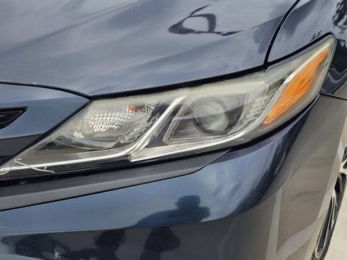 Used 2018 Toyota Camry SE FWD image 7