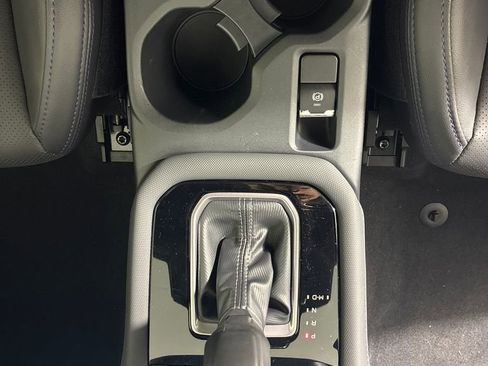 Certified 2025 Subaru Forester Limited image 24