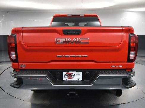 Used 2024 GMC Sierra 2500 SLE image 7