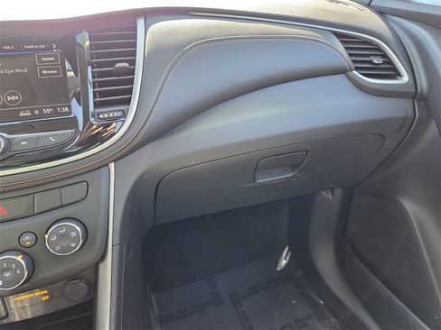 Used 2018 Chevrolet Trax LS image 26