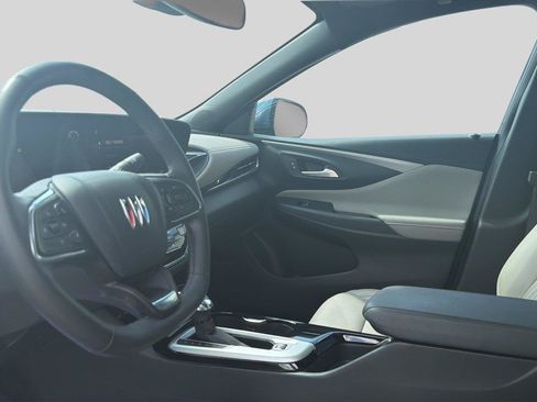 Used 2024 Buick Envista Avenir FWD image 18