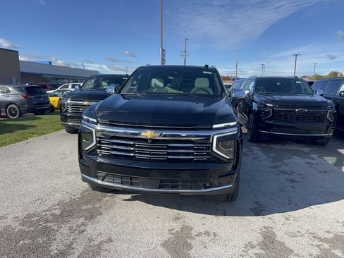 New 2026 Chevrolet Tahoe Premier w/ Sun And Tow Package AWD/4WD image 2