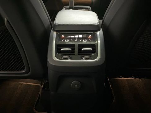 Used 2024 Volvo XC90 T8 Plus w/ Protection Package Premier AWD/4WD image 76