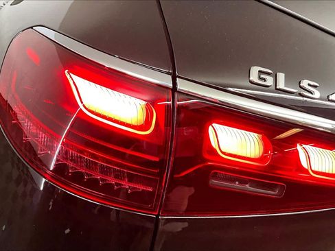 New 2026 Mercedes-Benz GLS 450 4MATIC image 6