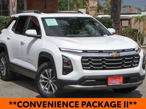 Used 2026 Chevrolet Equinox LT w/ Convenience Package II AWD/4WD image 2