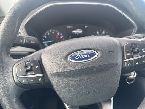 Used 2022 Ford Escape S image 17